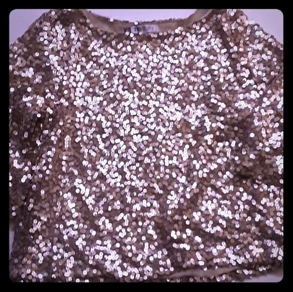 Jennifer Lopez Tops - gold sequin top sz large JLO